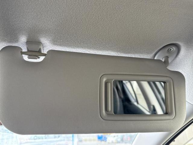 アクア Ｇ　Ｇｓ　純正　ＳＤナビ／シート　ハーフレザー／ドライブレコーダー　社外／ヘッドランプ　ＨＩＤ／Ｂｌｕｅｔｏｏｔｈ接続／ＥＴＣ／ＥＢＤ付ＡＢＳ／横滑り防止装置／アイドリングストップ／バックモニター　バックカメラ（41枚目）