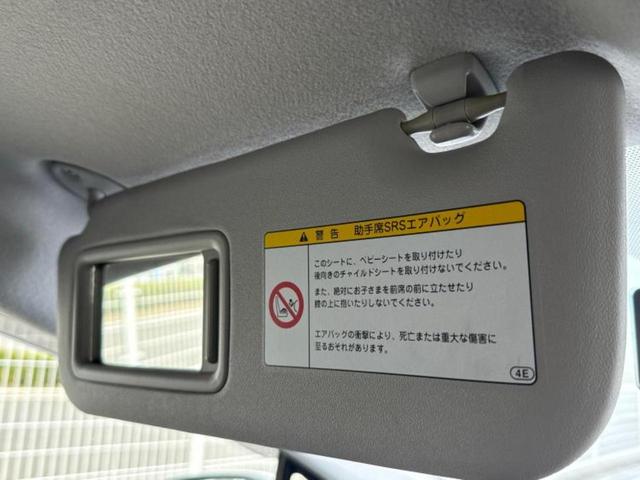 アクア Ｇ　Ｇｓ　純正　ＳＤナビ／シート　ハーフレザー／ドライブレコーダー　社外／ヘッドランプ　ＨＩＤ／Ｂｌｕｅｔｏｏｔｈ接続／ＥＴＣ／ＥＢＤ付ＡＢＳ／横滑り防止装置／アイドリングストップ／バックモニター　バックカメラ（42枚目）