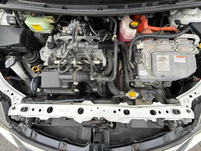 アクア Ｇ　Ｇｓ　純正　ＳＤナビ／シート　ハーフレザー／ドライブレコーダー　社外／ヘッドランプ　ＨＩＤ／Ｂｌｕｅｔｏｏｔｈ接続／ＥＴＣ／ＥＢＤ付ＡＢＳ／横滑り防止装置／アイドリングストップ／バックモニター　バックカメラ（51枚目）