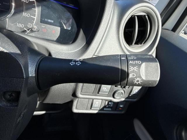 ノート eパワーX 保証書/純正 SDナビ/インテリジェントルームミラー/衝突安全装置/アラウンドビューモニター/車線逸脱防止支援システム/ドライブレコーダー 前後/Bluetooth接続/ETC/EBD付ABS(16枚目)