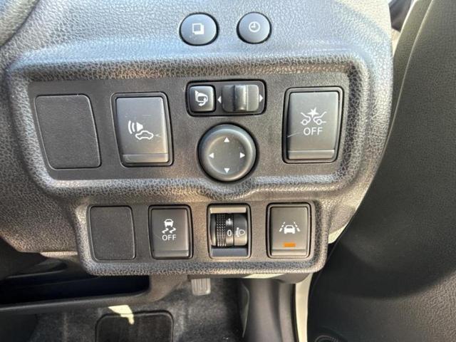 ノート eパワーX 保証書/純正 SDナビ/インテリジェントルームミラー/衝突安全装置/アラウンドビューモニター/車線逸脱防止支援システム/ドライブレコーダー 前後/Bluetooth接続/ETC/EBD付ABS(29枚目)