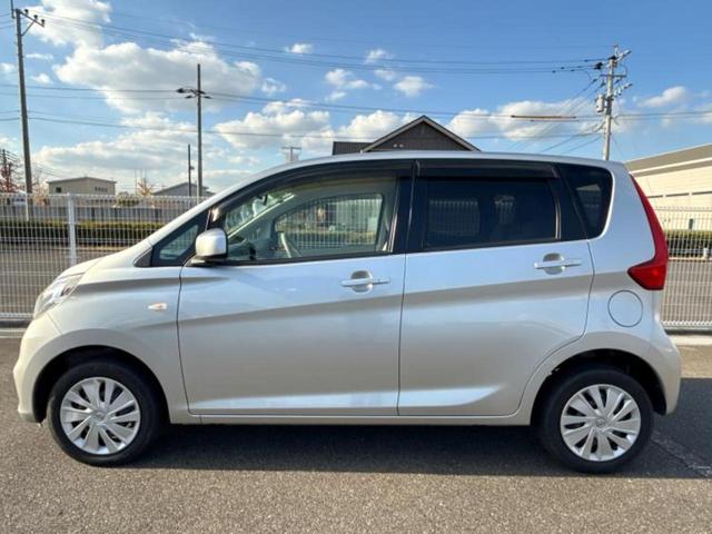 デイズ Ｊ　新品タイヤ／保証書／純正　ＳＤナビ／Ｂｌｕｅｔｏｏｔｈ接続／ＥＴＣ／ＥＢＤ付ＡＢＳ／バックモニター／フルセグＴＶ／ＤＶＤ／エアバッグ　運転席／エアバッグ　助手席／パワーウインドウ／キーレスエントリー（2枚目）