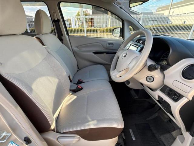 デイズ Ｊ　新品タイヤ／保証書／純正　ＳＤナビ／Ｂｌｕｅｔｏｏｔｈ接続／ＥＴＣ／ＥＢＤ付ＡＢＳ／バックモニター／フルセグＴＶ／ＤＶＤ／エアバッグ　運転席／エアバッグ　助手席／パワーウインドウ／キーレスエントリー（5枚目）