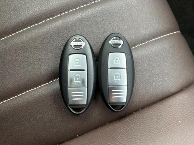 ＷＥＣＡＲＳでは各商談席に大型モニターをご用意しております！見やすい大画面でゆったりと全国の在庫をご覧いただけます！是非ご来店お待ちしております！