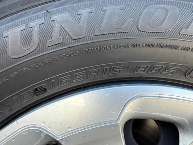 シエンタ ハイブリッドＸ　保証書／トヨタセーフティセンス／電動スライドドア／車線逸脱防止支援システム／登録済未使用車／ヘッドランプ　ＬＥＤ／ＵＳＢジャック／ＥＢＤ付ＡＢＳ／横滑り防止装置／アイドリングストップ　禁煙車（51枚目）