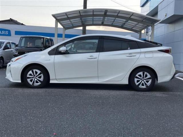 プリウス Aプレミアム 保証書/純正 9インチ SDナビ/衝突安全装置/シートヒーター/車線逸脱防止支援システム/シート 合皮/パーキングアシスト 自動操舵/ヘッドランプ LED/Bluetooth接続 衝突被害軽減システム(2枚目)