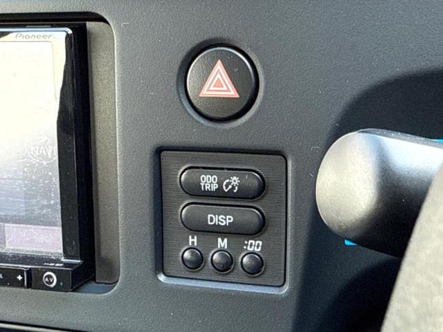 アクア L 保証書/社外 SDナビ/USBジャック/Bluetooth接続/ETC/EBD付ABS/横滑り防止装置/アイドリングストップ/バックモニター/エアバッグ 運転席/エアバッグ 助手席/パワーウインドウ(27枚目)