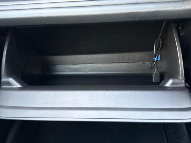 アクア L 保証書/社外 SDナビ/USBジャック/Bluetooth接続/ETC/EBD付ABS/横滑り防止装置/アイドリングストップ/バックモニター/エアバッグ 運転席/エアバッグ 助手席/パワーウインドウ(31枚目)