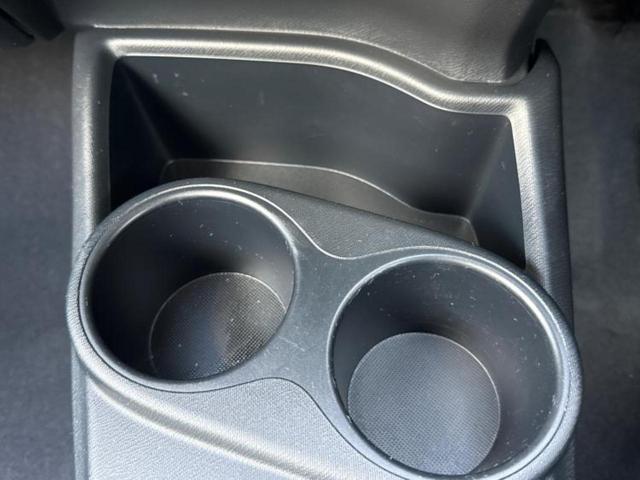 アクア L 保証書/社外 SDナビ/USBジャック/Bluetooth接続/ETC/EBD付ABS/横滑り防止装置/アイドリングストップ/バックモニター/エアバッグ 運転席/エアバッグ 助手席/パワーウインドウ(32枚目)