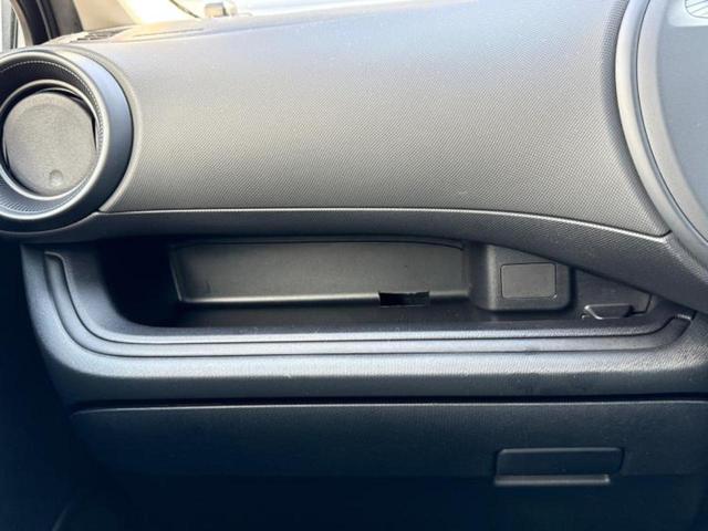 アクア L 保証書/社外 SDナビ/USBジャック/Bluetooth接続/ETC/EBD付ABS/横滑り防止装置/アイドリングストップ/バックモニター/エアバッグ 運転席/エアバッグ 助手席/パワーウインドウ(36枚目)