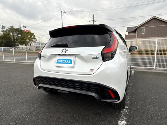 アクア GRスポーツ 保証書/ディスプレイオーディオ+ナビ10.5インチ/トヨタセーフティセンス/パノラミックビューモニター/車線逸脱防止支援システム/シート ハーフレザー/ヘッドランプ LED 衝突被害軽減システム(3枚目)