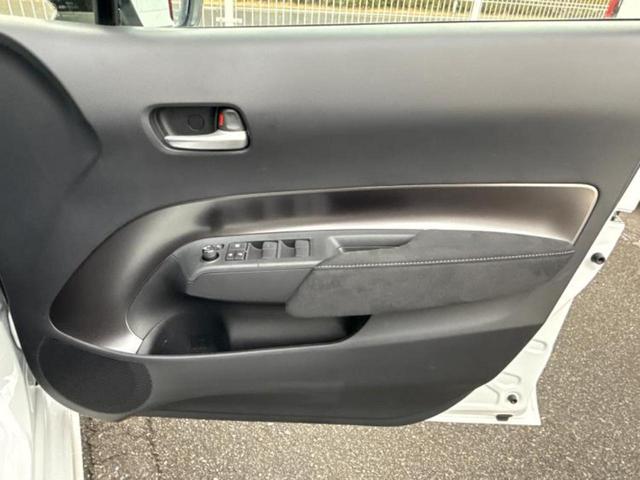 アクア GRスポーツ 保証書/ディスプレイオーディオ+ナビ10.5インチ/トヨタセーフティセンス/パノラミックビューモニター/車線逸脱防止支援システム/シート ハーフレザー/ヘッドランプ LED 衝突被害軽減システム(21枚目)