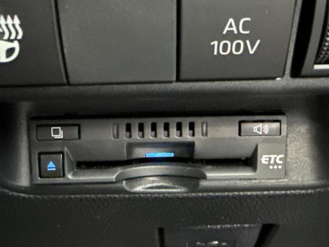 アクア GRスポーツ 保証書/ディスプレイオーディオ+ナビ10.5インチ/トヨタセーフティセンス/パノラミックビューモニター/車線逸脱防止支援システム/シート ハーフレザー/ヘッドランプ LED 衝突被害軽減システム(25枚目)