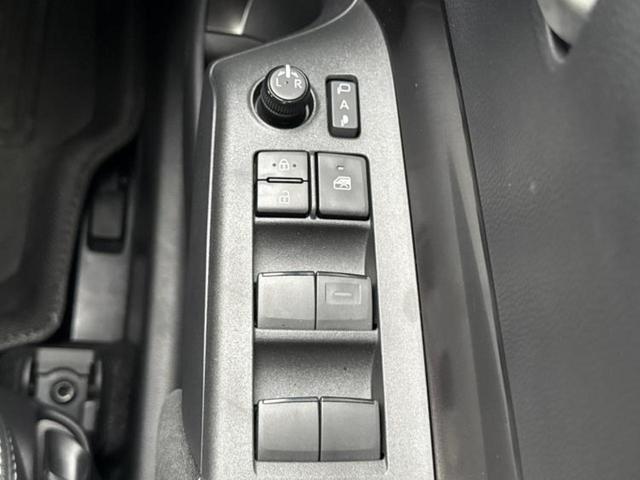 アクア GRスポーツ 保証書/ディスプレイオーディオ+ナビ10.5インチ/トヨタセーフティセンス/パノラミックビューモニター/車線逸脱防止支援システム/シート ハーフレザー/ヘッドランプ LED 衝突被害軽減システム(27枚目)