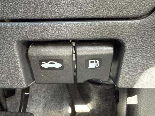 セレナ ハイウェイスター　エアロ／保証書／純正　９インチ　ＳＤナビ／フリップダウンモニター　純正　１０．１インチ／衝突安全装置／電動スライドドア／車線逸脱防止支援システム／ヘッドランプ　ＬＥＤ／Ｂｌｕｅｔｏｏｔｈ接続　ＥＴＣ（39枚目）