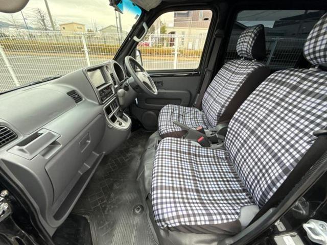 ハイゼットカーゴ デッキバンGL 新品タイヤ/保証書/純正 SDナビ/Bluetooth接続/ETC/EBD付ABS/バックモニター/フルセグTV/DVD/エアバッグ 運転席/エアバッグ 助手席/パワーウインドウ/キーレスエントリー(7枚目)