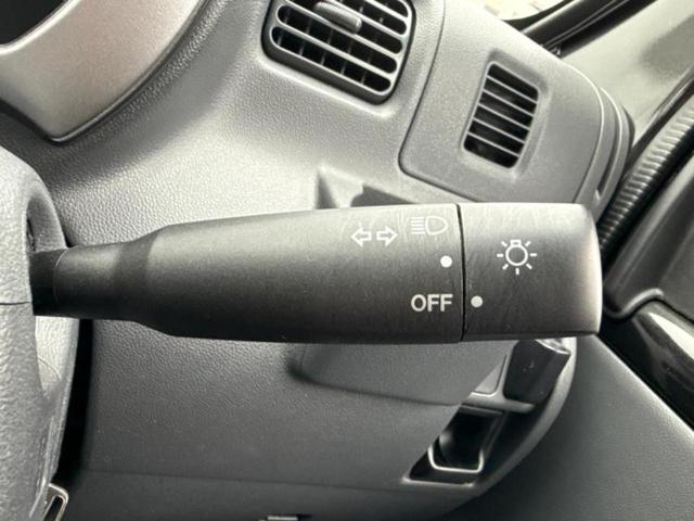 ハイゼットカーゴ デッキバンGL 新品タイヤ/保証書/純正 SDナビ/Bluetooth接続/ETC/EBD付ABS/バックモニター/フルセグTV/DVD/エアバッグ 運転席/エアバッグ 助手席/パワーウインドウ/キーレスエントリー(16枚目)