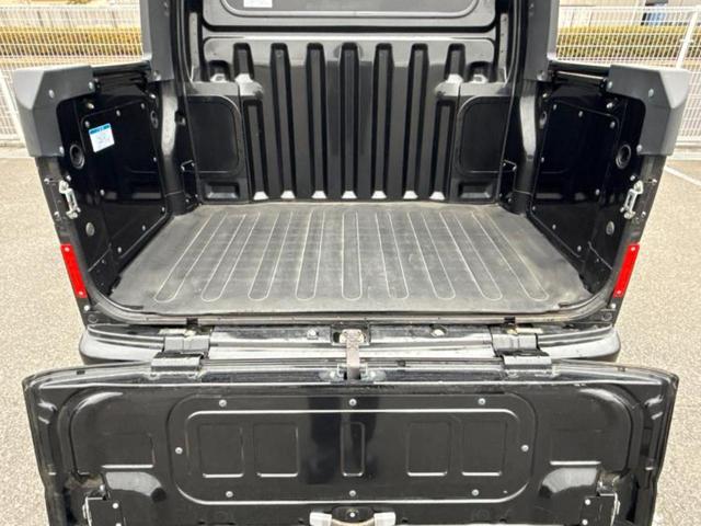 ハイゼットカーゴ デッキバンGL 新品タイヤ/保証書/純正 SDナビ/Bluetooth接続/ETC/EBD付ABS/バックモニター/フルセグTV/DVD/エアバッグ 運転席/エアバッグ 助手席/パワーウインドウ/キーレスエントリー(19枚目)