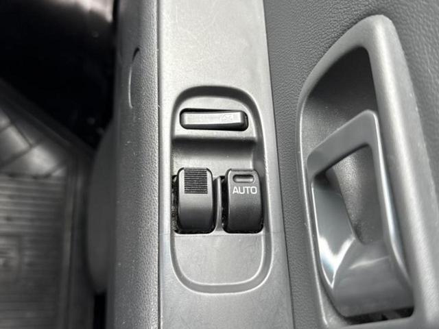 ハイゼットカーゴ デッキバンGL 新品タイヤ/保証書/純正 SDナビ/Bluetooth接続/ETC/EBD付ABS/バックモニター/フルセグTV/DVD/エアバッグ 運転席/エアバッグ 助手席/パワーウインドウ/キーレスエントリー(25枚目)