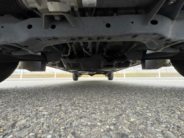 ハイゼットカーゴ デッキバンGL 新品タイヤ/保証書/純正 SDナビ/Bluetooth接続/ETC/EBD付ABS/バックモニター/フルセグTV/DVD/エアバッグ 運転席/エアバッグ 助手席/パワーウインドウ/キーレスエントリー(46枚目)