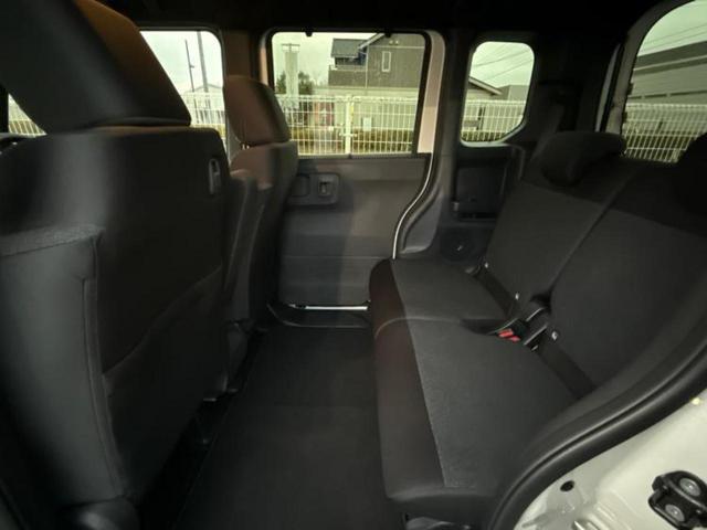 N-BOXカスタム ヒョウジュン 保証書/衝突安全装置/電動スライドドア/シートヒーター 前席/車線逸脱防止支援システム/ヘッドランプ LED/横滑り防止装置/ホンダセンシング/禁煙車/エアバッグ 運転席/エアバッグ 助手席(8枚目)