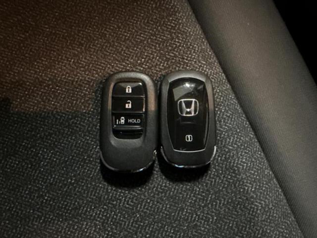 N-BOXカスタム ヒョウジュン 保証書/衝突安全装置/電動スライドドア/シートヒーター 前席/車線逸脱防止支援システム/ヘッドランプ LED/横滑り防止装置/ホンダセンシング/禁煙車/エアバッグ 運転席/エアバッグ 助手席(28枚目)