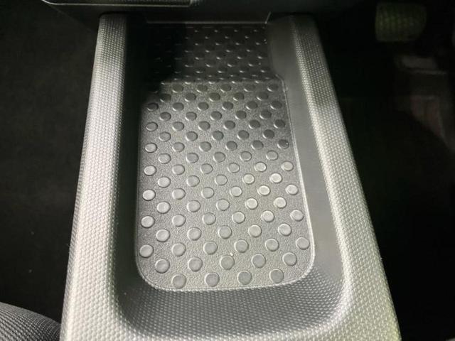 タフト Ｘ　新品タイヤ／保証書／スマートアシスト（トヨタ・ダイハツ）／ヘッドランプ　ＬＥＤ／ＵＳＢジャック／横滑り防止装置／禁煙車／エアバッグ　運転席／エアバッグ　助手席／エンジンスタートボタン　オートライト（30枚目）