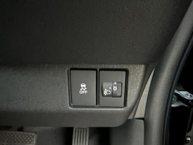 Ｎ－ＢＯＸカスタム ヒョウジュン　純正　８インチ　ナビ／ホンダセンシング／両側電動スライドドア／シートヒーター　前席／車線逸脱防止支援システム／登録済未使用車／ヘッドランプ　ＬＥＤ／ＵＳＢジャック／Ｂｌｕｅｔｏｏｔｈ接続　バックカメラ（28枚目）