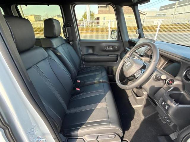 N-BOXカスタム ターボコーディネートスタイル2トーン 純正 9インチ ナビ/ホンダセンシング/両側電動スライドドア/シートヒーター 前席/マルチビューカメラシステム/車線逸脱防止支援システム/シート 合皮/届出済未使用車/ヘッドランプ LED 禁煙車(5枚目)