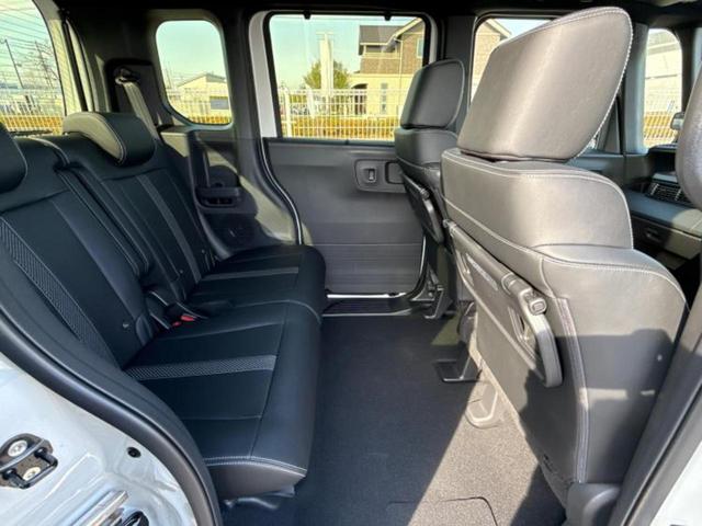 N-BOXカスタム ターボコーディネートスタイル2トーン 純正 9インチ ナビ/ホンダセンシング/両側電動スライドドア/シートヒーター 前席/マルチビューカメラシステム/車線逸脱防止支援システム/シート 合皮/届出済未使用車/ヘッドランプ LED 禁煙車(6枚目)