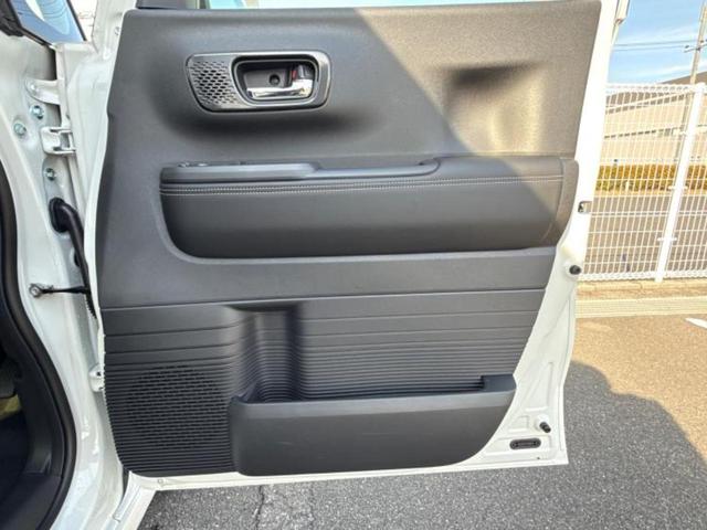 N-BOXカスタム ターボコーディネートスタイル2トーン 純正 9インチ ナビ/ホンダセンシング/両側電動スライドドア/シートヒーター 前席/マルチビューカメラシステム/車線逸脱防止支援システム/シート 合皮/届出済未使用車/ヘッドランプ LED 禁煙車(21枚目)