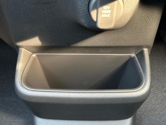 N-BOXカスタム ターボコーディネートスタイル2トーン 純正 9インチ ナビ/ホンダセンシング/両側電動スライドドア/シートヒーター 前席/マルチビューカメラシステム/車線逸脱防止支援システム/シート 合皮/届出済未使用車/ヘッドランプ LED 禁煙車(36枚目)