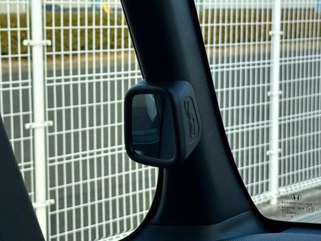 N-BOXカスタム ターボコーディネートスタイル2トーン 純正 9インチ ナビ/ホンダセンシング/両側電動スライドドア/シートヒーター 前席/マルチビューカメラシステム/車線逸脱防止支援システム/シート 合皮/届出済未使用車/ヘッドランプ LED 禁煙車(43枚目)