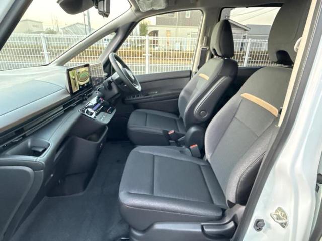 セレナ ｅパワーハイウェイスターＶ　保証書／純正　１２．３インチ　メモリーナビ／インテリジェントルームミラー／エマージェンシーブレーキ／ハンズフリー両側電動スライドドア／アラウンドビューモニター／車線逸脱防止支援システム　全周囲カメラ（7枚目）