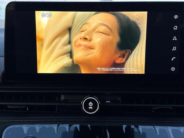 セレナ ｅパワーハイウェイスターＶ　保証書／純正　１２．３インチ　メモリーナビ／インテリジェントルームミラー／エマージェンシーブレーキ／ハンズフリー両側電動スライドドア／アラウンドビューモニター／車線逸脱防止支援システム　全周囲カメラ（12枚目）