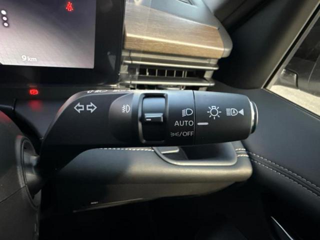 セレナ ｅパワーハイウェイスターＶ　保証書／純正　１２．３インチ　メモリーナビ／インテリジェントルームミラー／エマージェンシーブレーキ／ハンズフリー両側電動スライドドア／アラウンドビューモニター／車線逸脱防止支援システム　全周囲カメラ（16枚目）