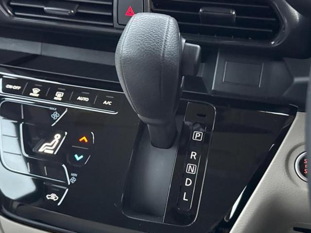 ルークス Ｘ　新品タイヤ／保証書／純正　９インチ　メモリーナビ／エマージェンシーブレーキ／ハンズフリー両側電動スライドドア／アラウンドビューモニター／車線逸脱防止支援システム／ヘッドランプ　ＬＥＤ　全周囲カメラ（18枚目）