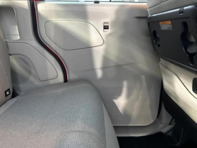 ルークス Ｘ　新品タイヤ／保証書／純正　９インチ　メモリーナビ／エマージェンシーブレーキ／ハンズフリー両側電動スライドドア／アラウンドビューモニター／車線逸脱防止支援システム／ヘッドランプ　ＬＥＤ　全周囲カメラ（24枚目）