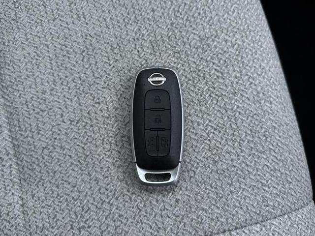 ルークス Ｘ　新品タイヤ／保証書／純正　９インチ　メモリーナビ／エマージェンシーブレーキ／ハンズフリー両側電動スライドドア／アラウンドビューモニター／車線逸脱防止支援システム／ヘッドランプ　ＬＥＤ　全周囲カメラ（33枚目）