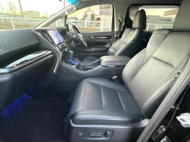 ヴェルファイア Ｚ　Ｇエディション　新品タイヤ／モデリスタエアロ／保証書／社外　１１インチ　ＳＤナビ／フリップダウンモニター　社外　１２．８インチ／トヨタセーフティセンス／両側電動スライドドア／シートヒーター　前席　衝突被害軽減システム（7枚目）