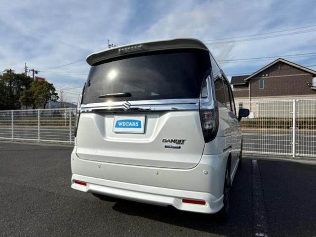 ソリオバンディット バンディットハイブリッドＭＶ　新品タイヤ／保証書／純正　９インチ　メモリーナビ／セーフティサポート（スズキ）／両側電動スライドドア／シートヒーター／全方位モニター／車線逸脱防止支援システム／ドライブレコーダー　純正　全周囲カメラ（3枚目）