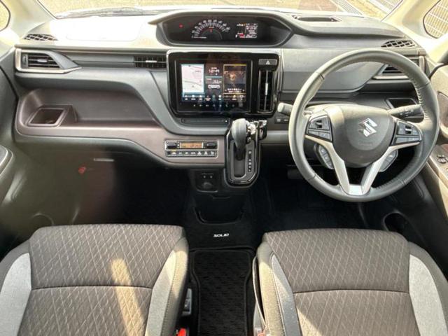 ソリオバンディット バンディットハイブリッドＭＶ　新品タイヤ／保証書／純正　９インチ　メモリーナビ／セーフティサポート（スズキ）／両側電動スライドドア／シートヒーター／全方位モニター／車線逸脱防止支援システム／ドライブレコーダー　純正　全周囲カメラ（4枚目）