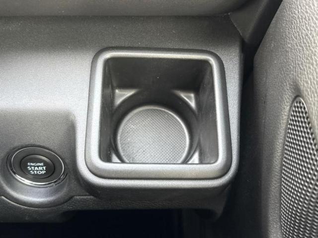 ソリオバンディット バンディットハイブリッドＭＶ　新品タイヤ／保証書／純正　９インチ　メモリーナビ／セーフティサポート（スズキ）／両側電動スライドドア／シートヒーター／全方位モニター／車線逸脱防止支援システム／ドライブレコーダー　純正　全周囲カメラ（34枚目）