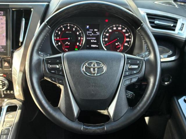 ヴェルファイア ＺＧ　サンルーフ／純正エアロ／保証書／社外　１１インチ　ＳＤナビ／フリップダウンモニター　社外　１２．８インチ／衝突安全装置／両側電動スライドドア／シートヒーター　前席／車線逸脱防止支援システム　革シート（14枚目）