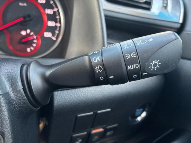 ヴェルファイア ＺＧ　サンルーフ／純正エアロ／保証書／社外　１１インチ　ＳＤナビ／フリップダウンモニター　社外　１２．８インチ／衝突安全装置／両側電動スライドドア／シートヒーター　前席／車線逸脱防止支援システム　革シート（15枚目）