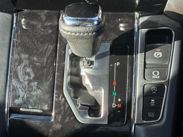 ヴェルファイア ＺＧ　サンルーフ／純正エアロ／保証書／社外　１１インチ　ＳＤナビ／フリップダウンモニター　社外　１２．８インチ／衝突安全装置／両側電動スライドドア／シートヒーター　前席／車線逸脱防止支援システム　革シート（17枚目）