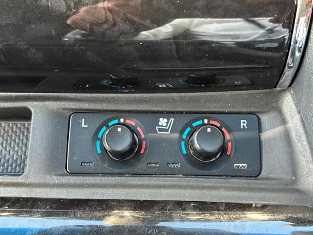 ヴェルファイア ＺＧ　サンルーフ／純正エアロ／保証書／社外　１１インチ　ＳＤナビ／フリップダウンモニター　社外　１２．８インチ／衝突安全装置／両側電動スライドドア／シートヒーター　前席／車線逸脱防止支援システム　革シート（49枚目）