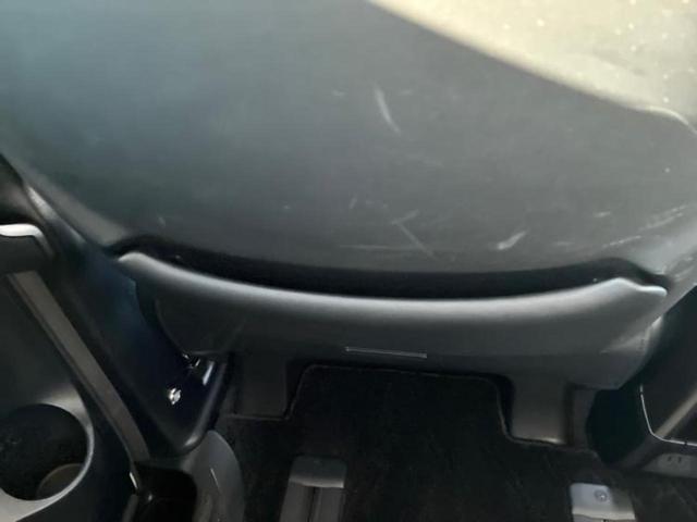 ヴェルファイア ＺＧ　サンルーフ／純正エアロ／保証書／社外　１１インチ　ＳＤナビ／フリップダウンモニター　社外　１２．８インチ／衝突安全装置／両側電動スライドドア／シートヒーター　前席／車線逸脱防止支援システム　革シート（52枚目）