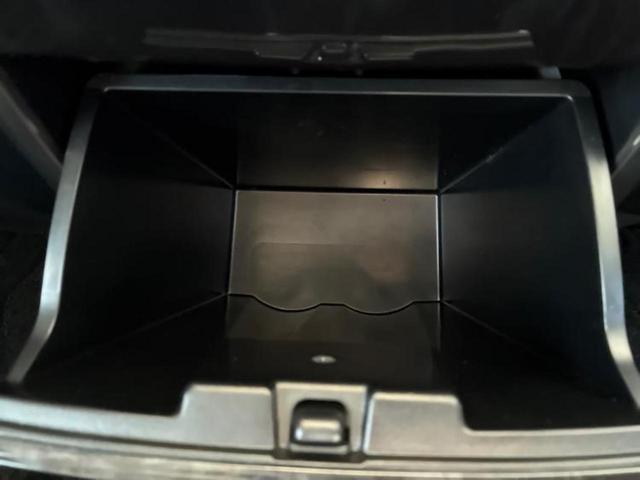 ヴェルファイア ＺＧ　サンルーフ／純正エアロ／保証書／社外　１１インチ　ＳＤナビ／フリップダウンモニター　社外　１２．８インチ／衝突安全装置／両側電動スライドドア／シートヒーター　前席／車線逸脱防止支援システム　革シート（55枚目）