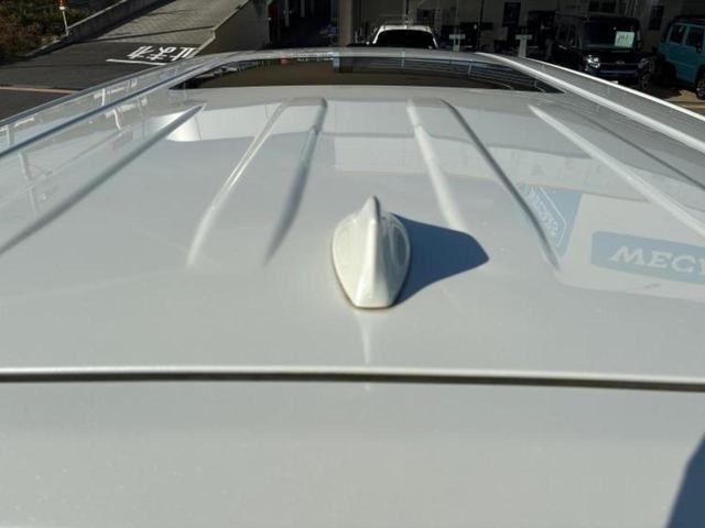 ヴェルファイア ＺＧ　サンルーフ／純正エアロ／保証書／社外　１１インチ　ＳＤナビ／フリップダウンモニター　社外　１２．８インチ／衝突安全装置／両側電動スライドドア／シートヒーター　前席／車線逸脱防止支援システム　革シート（63枚目）